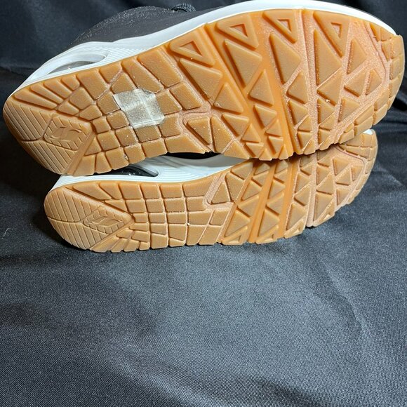 SKECHERS womens Uno Stand On Air cushion Sneakers black white walking gym shoes - Picture 6 of 6